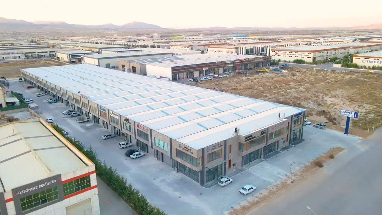 Lacivert - 1 Industrial Site project film