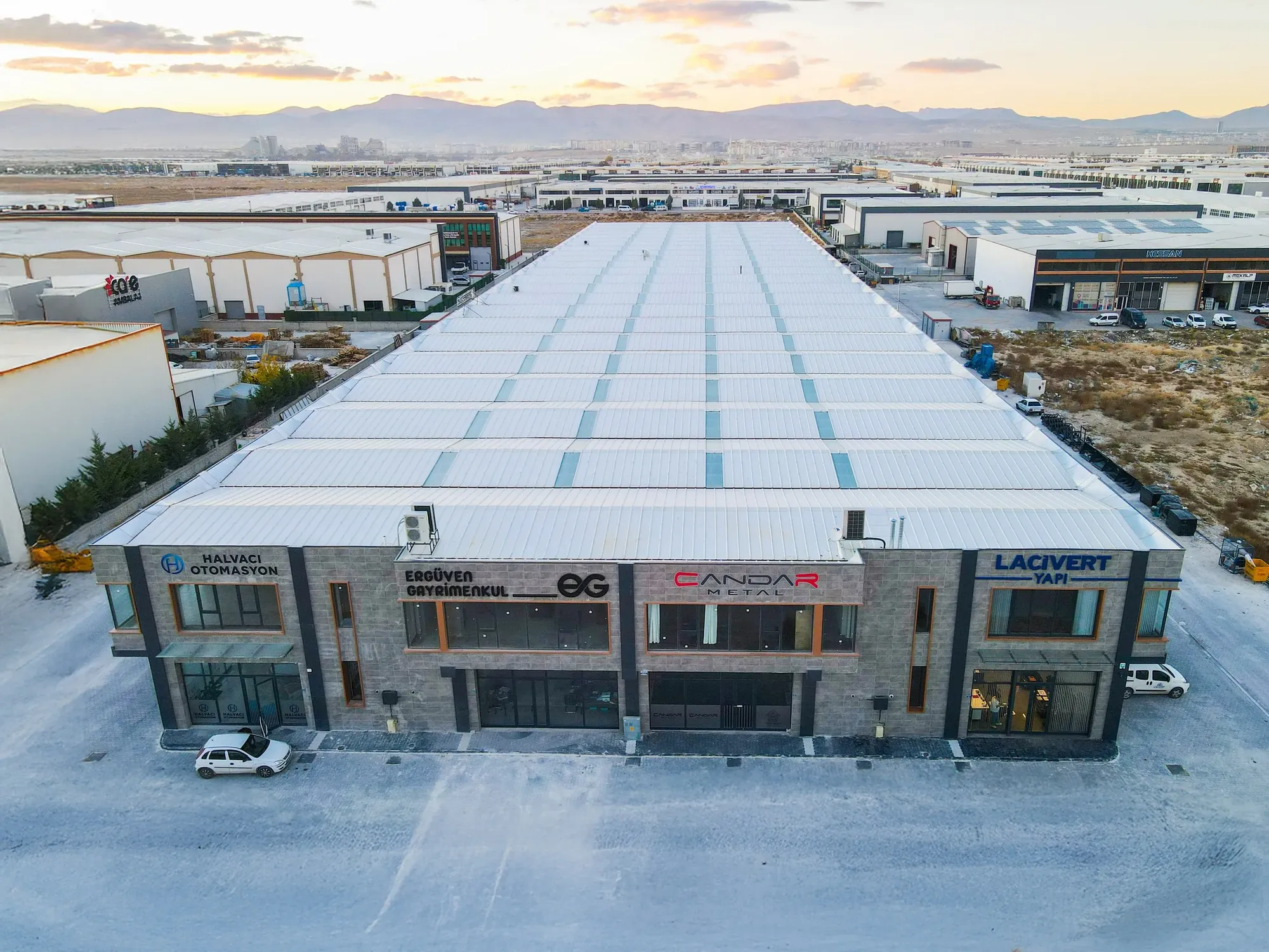 Lacivert - 1 Industrial Site